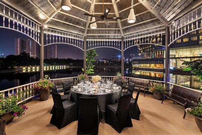 NobleProg Training Place, City  JW Marriott Hanoi